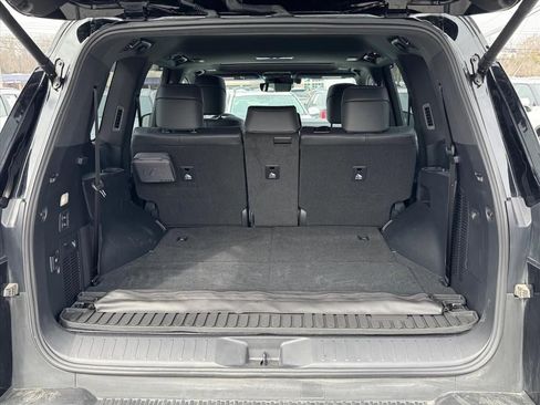 Used 2024 Lexus LX 600 F Sport image 14