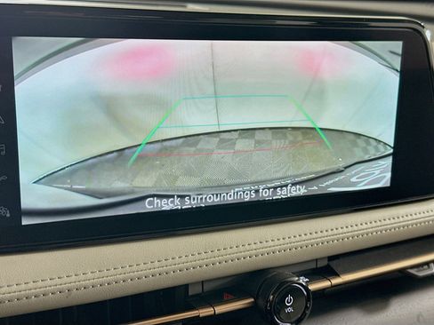 Used 2023 Nissan Ariya FWD image 22