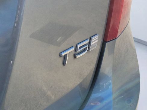 Used 2016 Volvo S60 T5 Inscription Platinum FWD image 6