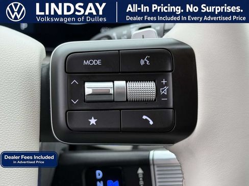Used 2024 Hyundai Santa Fe Limited AWD/4WD image 21