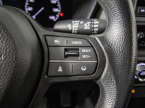 Used 2025 Honda CR-V LX image 21