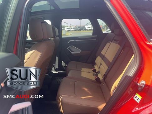 Certified 2025 Audi Q3 2.0T Premium Plus w/ Premium Plus Package image 27