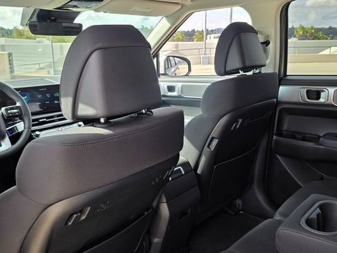 New 2026 Hyundai Santa Fe SE image 18