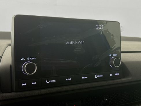Used 2023 Honda CR-V Sport image 16