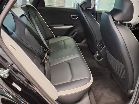 Used 2025 Kia K4 GT-Line Turbo image 13