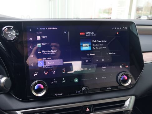 Used 2025 Lexus RX 450h AWD w/ Convenience Package image 24