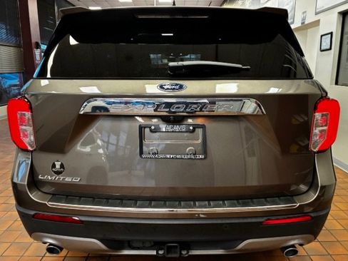 Used 2021 Ford Explorer Limited w/ Class III Trailer Tow Package image 11