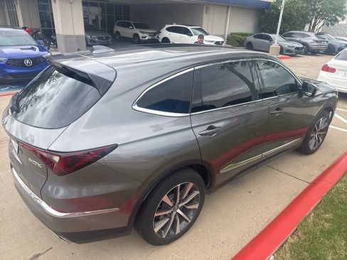 Used 2025 Acura MDX w/ Technology Package image 4