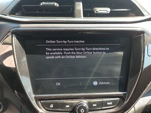 Used 2022 Chevrolet TrailBlazer LT w/ Convenience Package FWD image 24