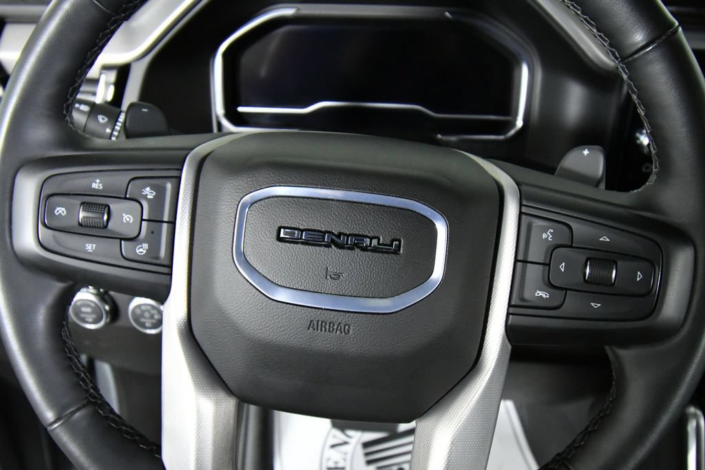 Used 2025 GMC Sierra 1500 Denali w/ Technology Package AWD/4WD image 2