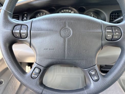 Used 2004 Buick Le Sabre Custom FWD image 16