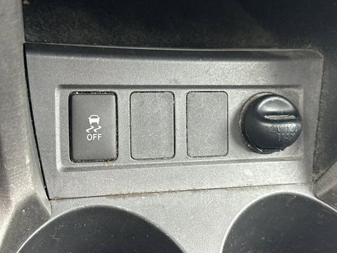 Used 2011 Toyota RAV4 Sport image 31