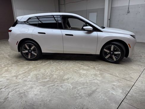 Used 2026 BMW iX xDrive45 image 6