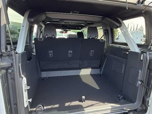 New 2026 Ford Bronco Outer Banks AWD/4WD image 13
