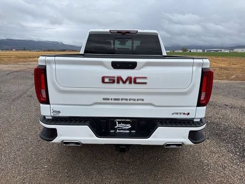 Used 2023 GMC Sierra 1500 AT4 w/ Technology Package AWD/4WD image 6