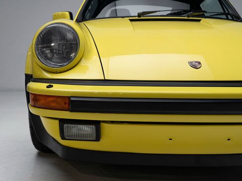 Used 1988 Porsche 911 Carrera RWD image 49