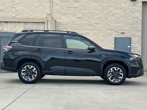 Certified 2025 Subaru Forester Premium w/ Convenience Package #1 image 2