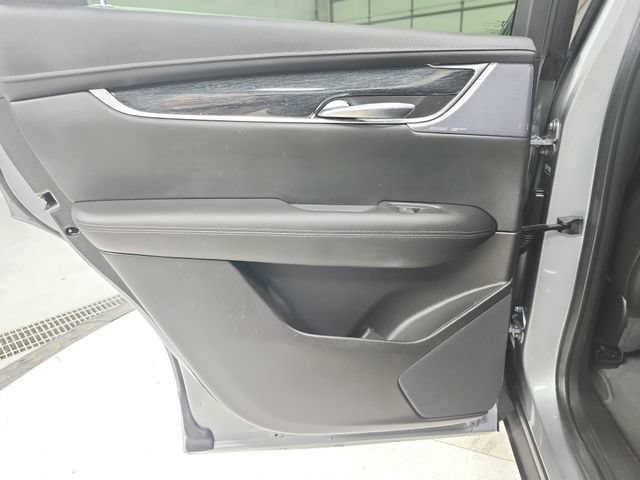 Used 2023 Cadillac XT5 Premium Luxury AWD/4WD image 38