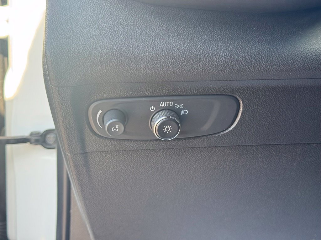 Used 2021 Buick Envision Preferred AWD/4WD image 20