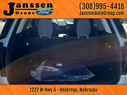 New 2026 Ford Explorer Active w/ Active Comfort Package image 13