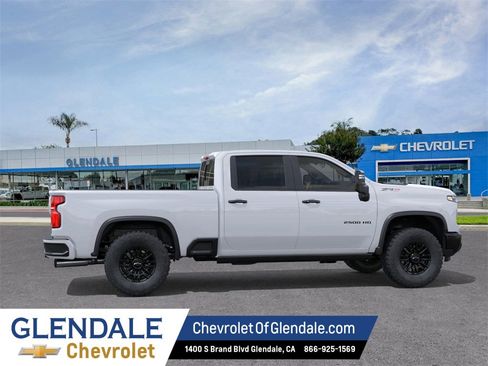 New 2026 Chevrolet Silverado 2500 ZR2 image 5