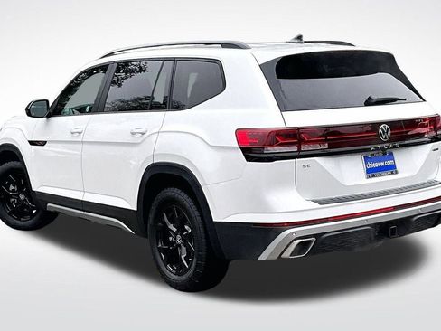New 2026 Volkswagen Atlas Peak Edition image 13