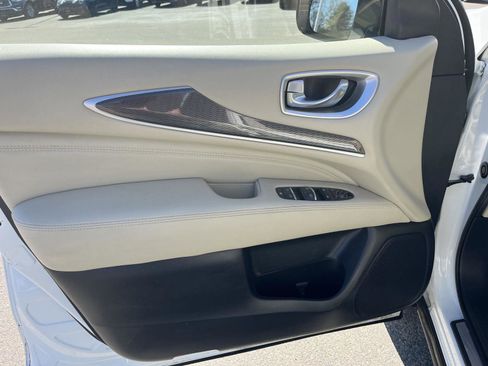 Used 2018 INFINITI QX60 Luxe image 10
