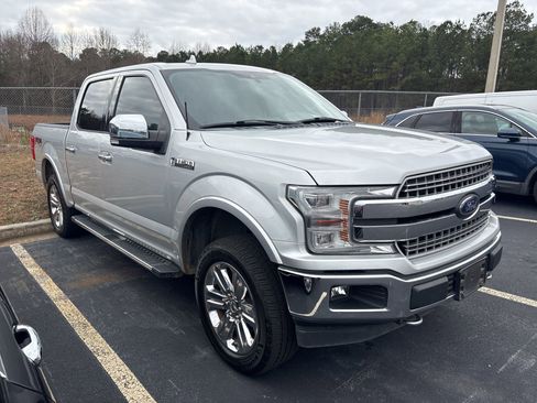 Used 2018 Ford F150 Lariat w/ Equipment Group 502A Luxury image 2
