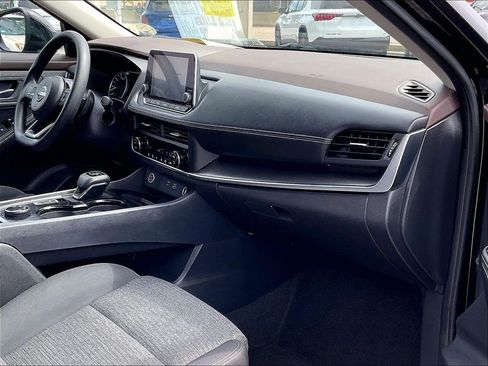 Certified 2023 Nissan Rogue SV AWD/4WD image 13