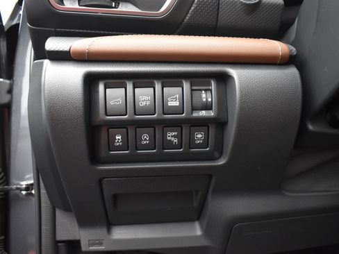 Used 2024 Subaru Forester Touring w/ Pop Package 2 image 17