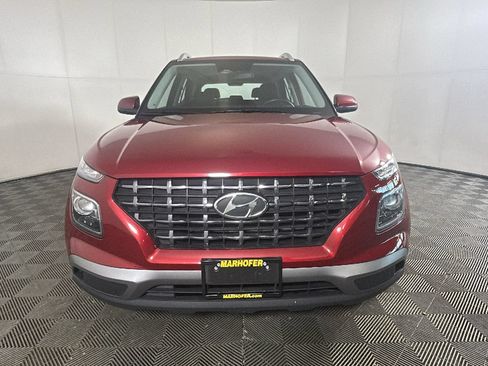 Used 2025 Hyundai Venue SEL FWD image 9