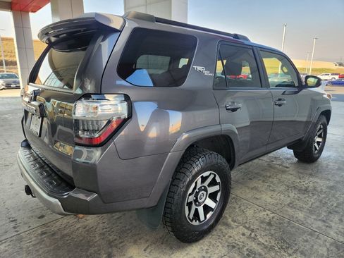 Used 2023 Toyota 4Runner TRD Off-Road Premium w/ Moonroof Package AWD/4WD image 9