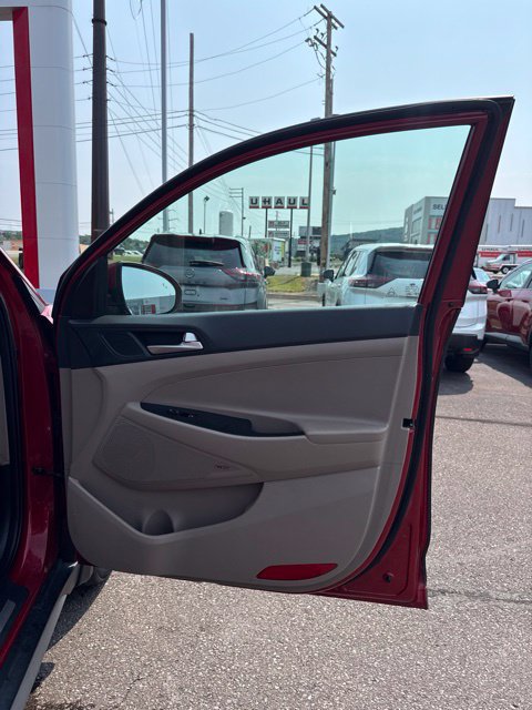 Used 2021 Hyundai Tucson Limited AWD/4WD image 14