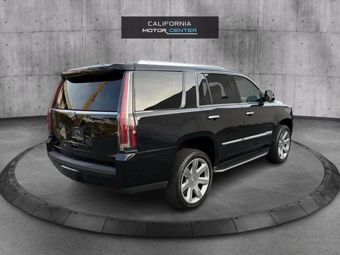 Used 2016 Cadillac Escalade Luxury image 5