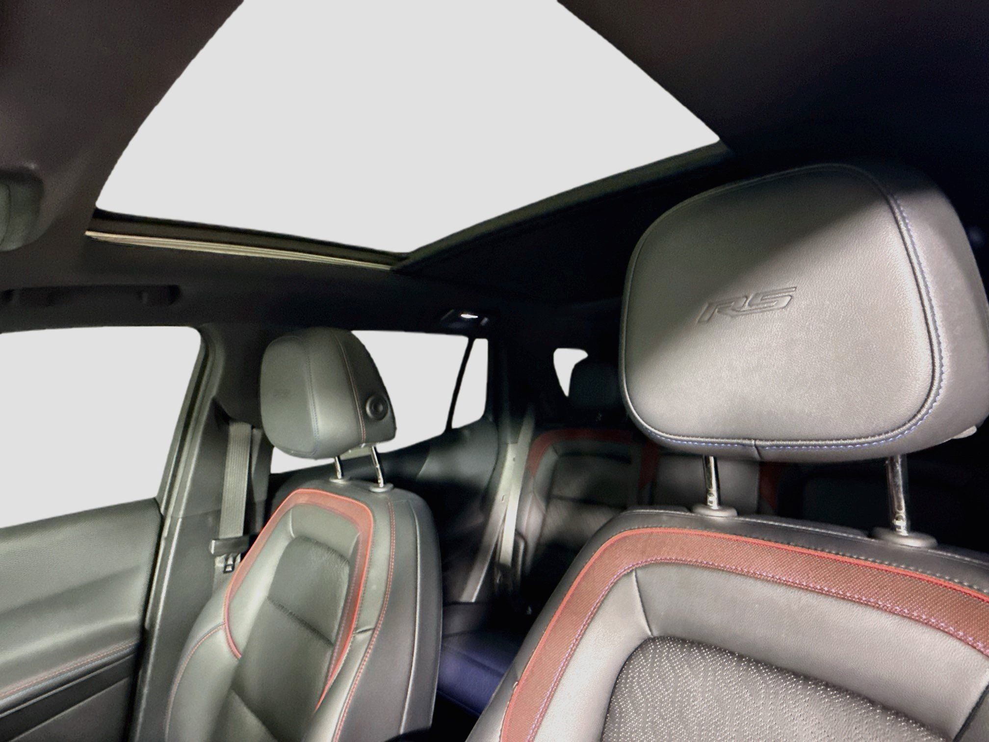 Used 2025 Chevrolet Equinox RS w/ Safety and Technology Package FWD image 24