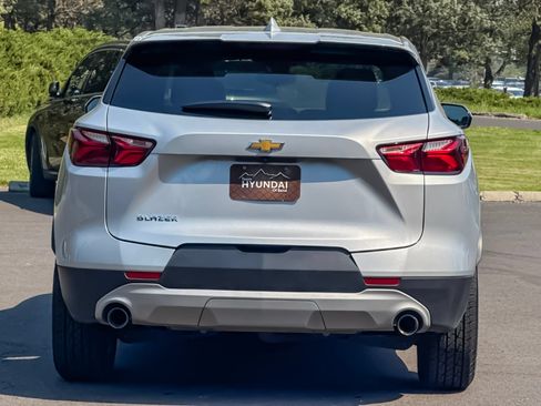 Used 2021 Chevrolet Blazer LT FWD image 5