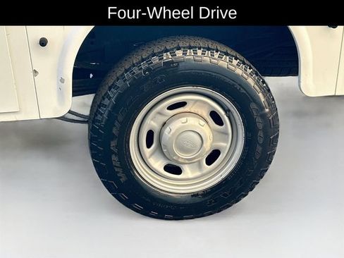 Used 2017 Ford F350 XL AWD/4WD image 5