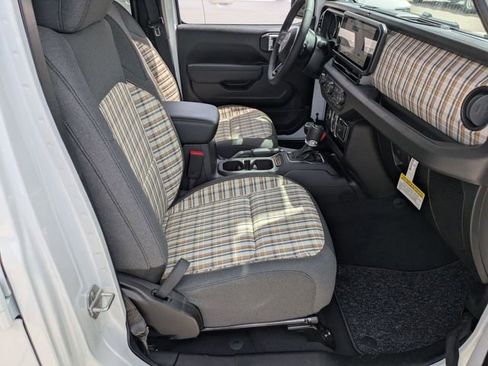 New 2026 Jeep Wrangler Unlimited Sport image 30