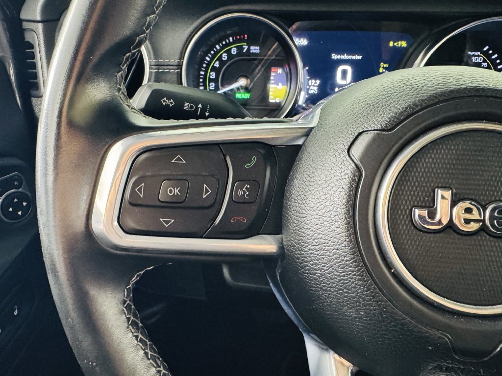 Used 2021 Jeep Wrangler Unlimited Sahara AWD/4WD image 12