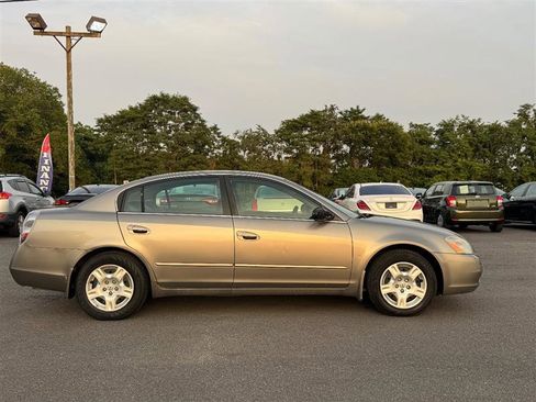 Used 2002 Nissan Altima 2.5 S image 5