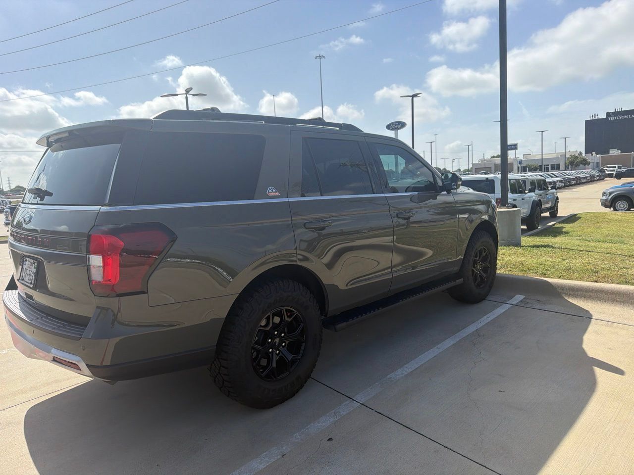 Used 2024 Ford Expedition Timberline AWD/4WD image 4