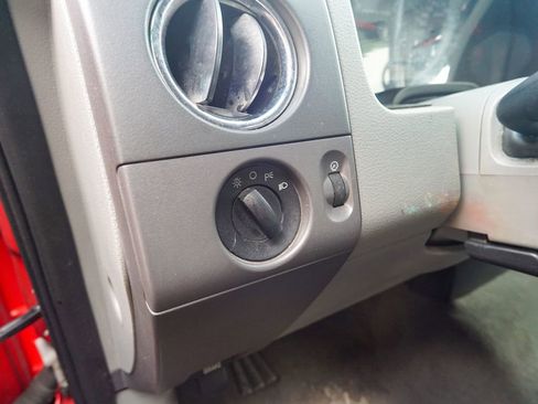 Used 2008 Ford F150 XLT RWD image 16