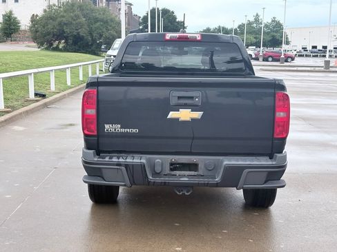 Used 2016 Chevrolet Colorado W/T w/ WT Convenience Package RWD image 5