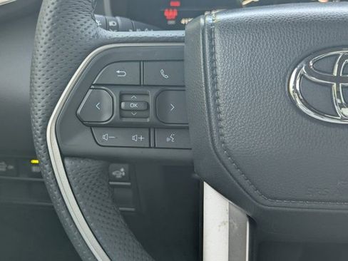 Used 2025 Toyota Tundra Limited image 21