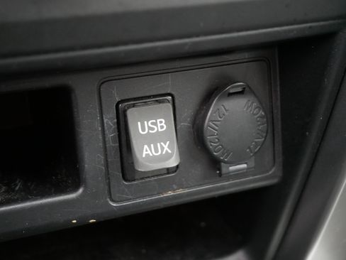 Used 2017 Toyota 4Runner SR5 Premium RWD image 25