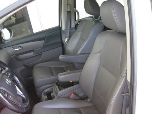 Used 2015 Honda Odyssey EX-L image 20