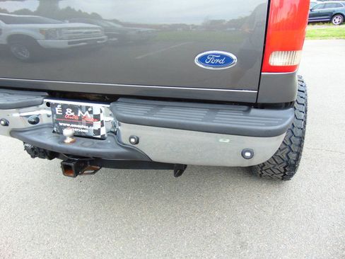 Used 2005 Ford F250 Lariat AWD/4WD image 33