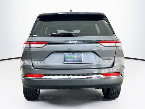 Used 2023 Jeep Grand Cherokee Laredo X AWD/4WD image 7