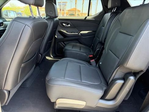 Certified 2023 Chevrolet Traverse LT FWD image 7