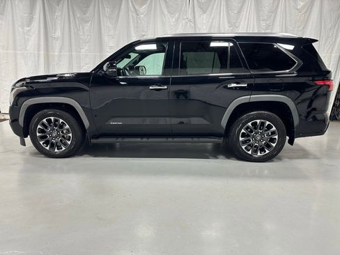 Used 2025 Toyota Sequoia Limited image 4